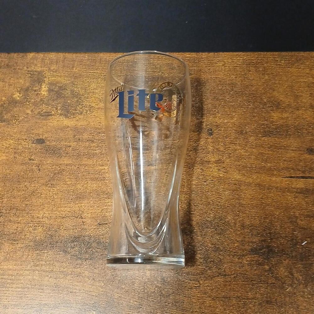 Philadelphia Eagles Miller Light Fine Pilsner Beer Glass - Picture 2 of 7
